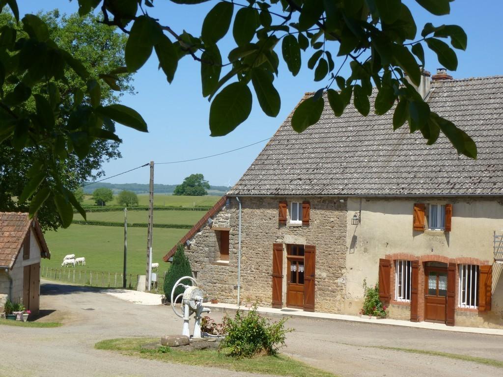 Gite Du Charmoy Clomot Værelse billede